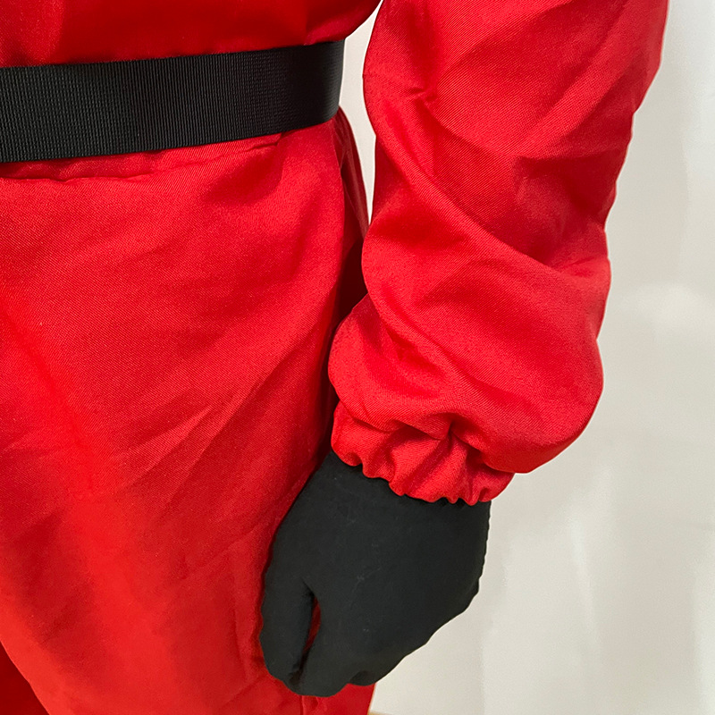 Netflix Squid Game Halloween costume belt and gloves detail 04