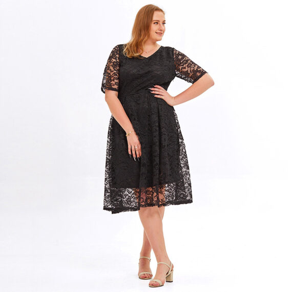 Plus size Chubby Lady Cutout Floral Lace Swing Bridesmaid Dress - Black